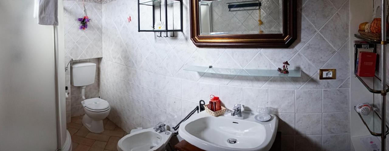 سان جيمينيانو B&B Le Undici Lune المظهر الخارجي الصورة